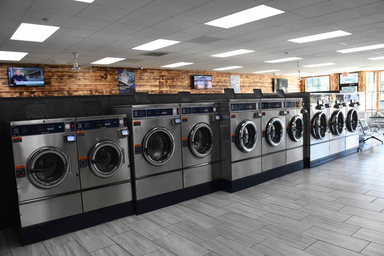 South Ankeny — The Laundry Place interior